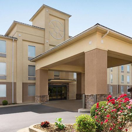 Baymont By Wyndham Georgetown Hotel Exterior foto
